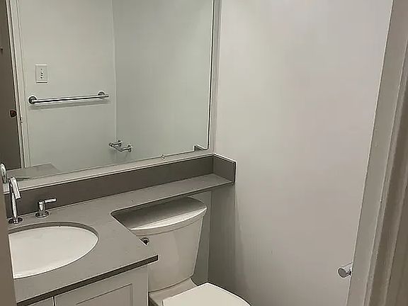 4th image of 245 E 63rd St #5