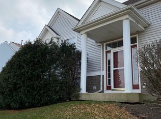 2256 Dawson Ln, Algonquin, IL 60102