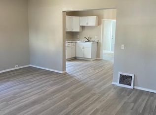 625 1st St #2, Menasha, WI 54952