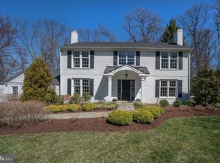 375 Colket Ln, Wayne, PA 19087