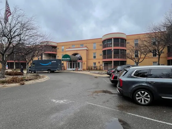3232 Fremont Ave N APT 321, Minneapolis, MN 55412