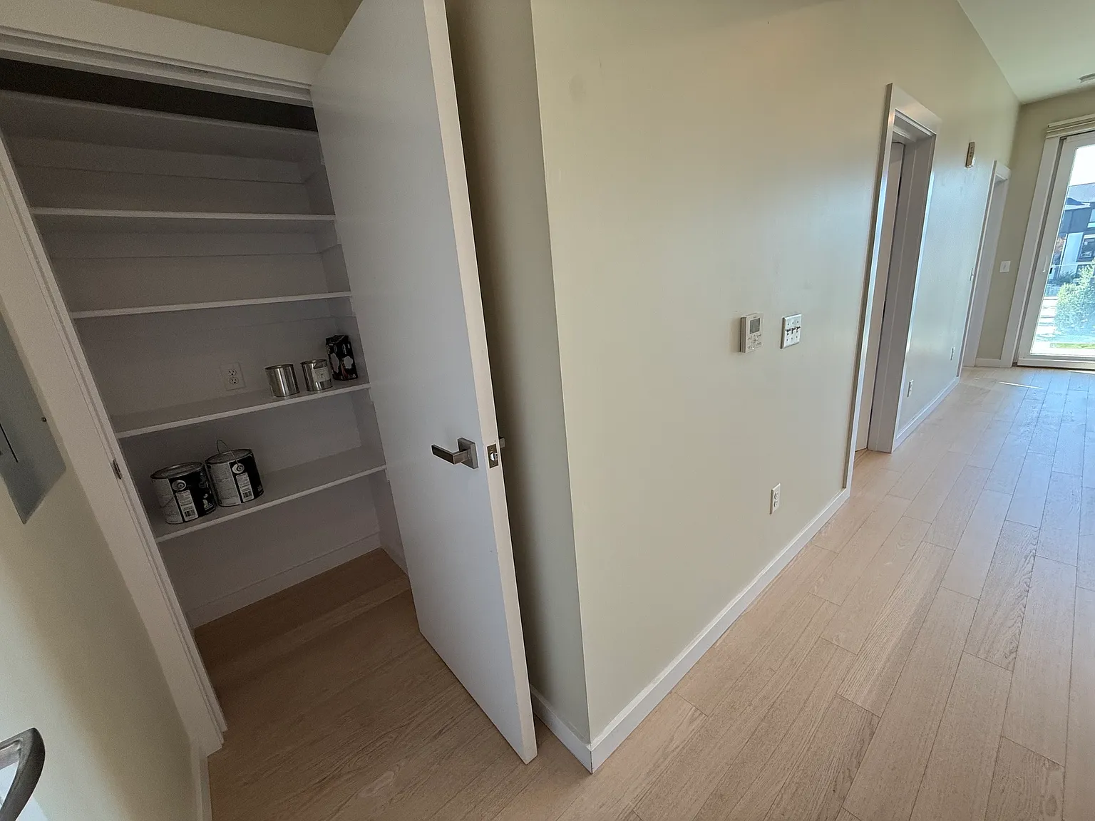 1 bed, 648 sqft, $1,700 — Photo 3