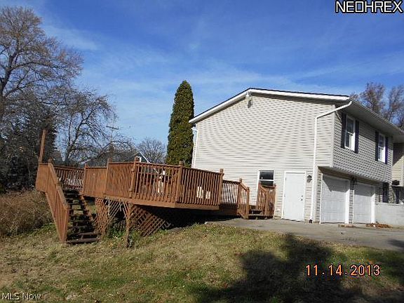 3rd image of 192 Robinson Ave