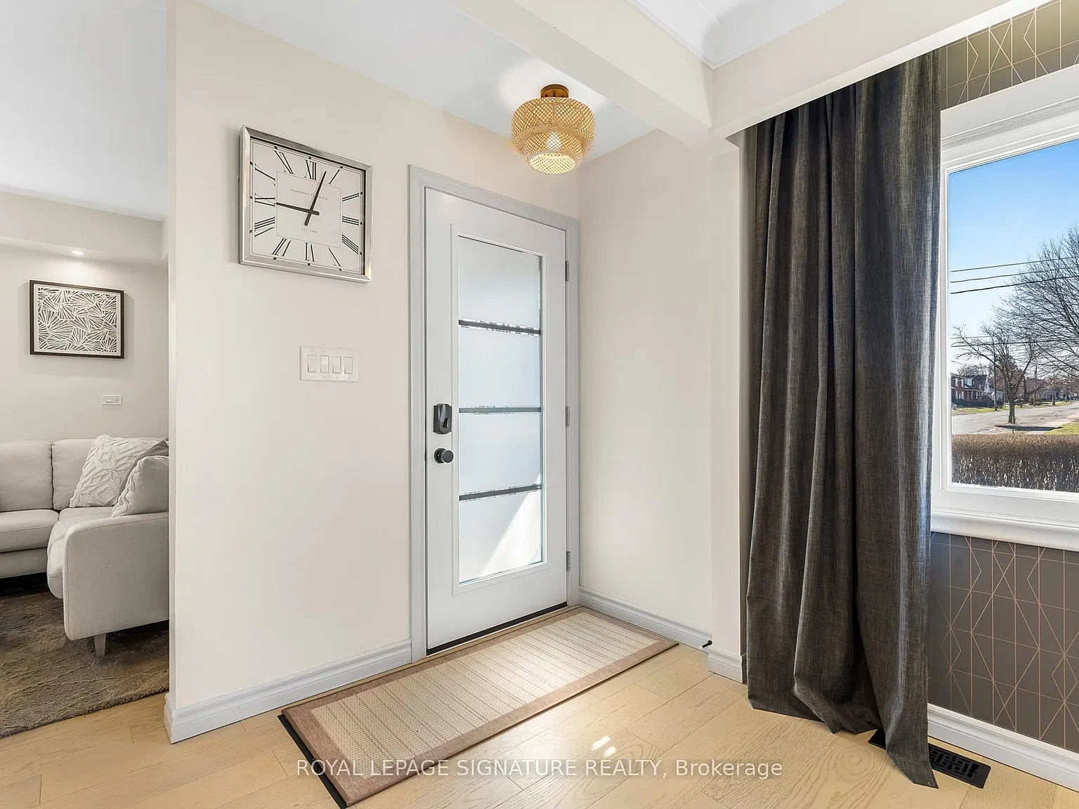 3 bed, $2,199 — Photo 3