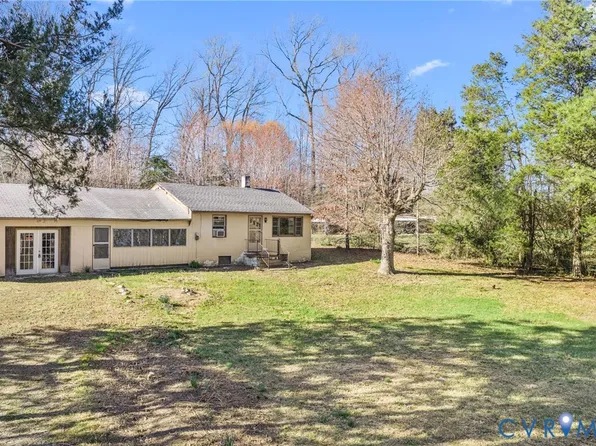 19161 Hollowing Creek Rd, Beaverdam, VA 23015