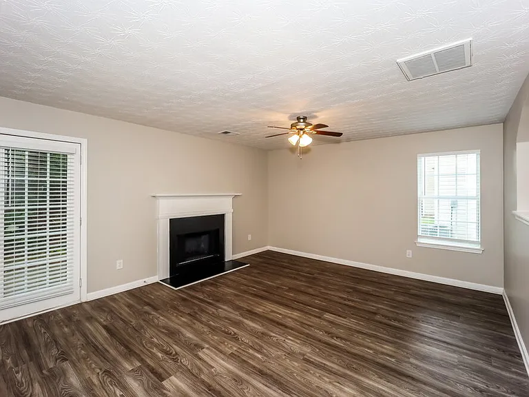 11264 James Madison Dr — Photo 6