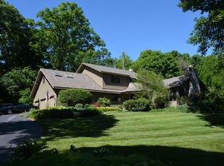 W4020 Glen Fern Ln, Lake Geneva, WI 53147