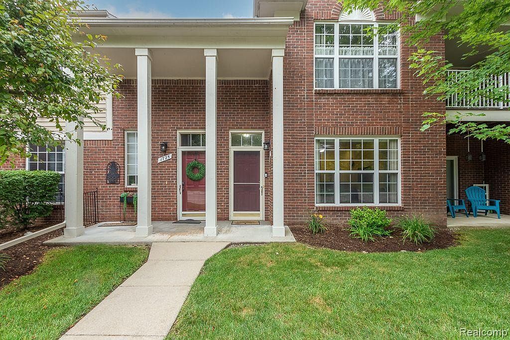 1723 Deepwood Cir 1, Rochester, MI 48307 MLS 20240044794 Zillow