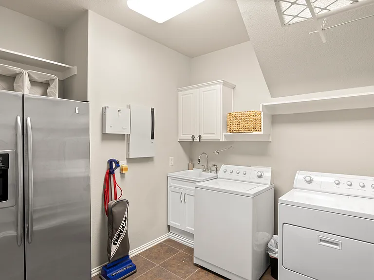 201 Barkley Dr — Photo 35