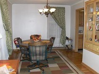 3rd image of 3007 Miller Ave