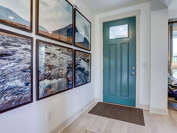 The Berrydale - Foyer