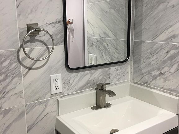 3rd image of 53 Longview Dr #1