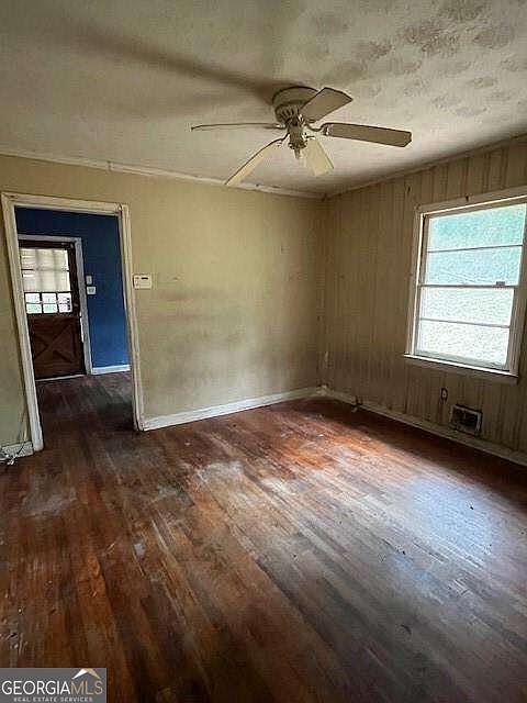 2nd image of 2737 Altaview Dr SE
