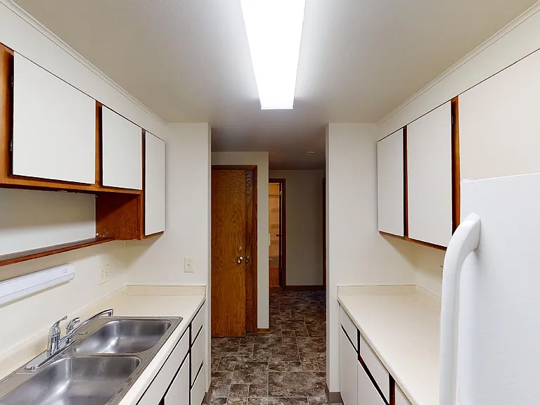 5021 Old Middleton Rd — Photo 4