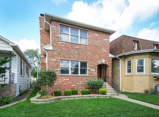 5726 N Mobile Ave, Chicago, IL 60646