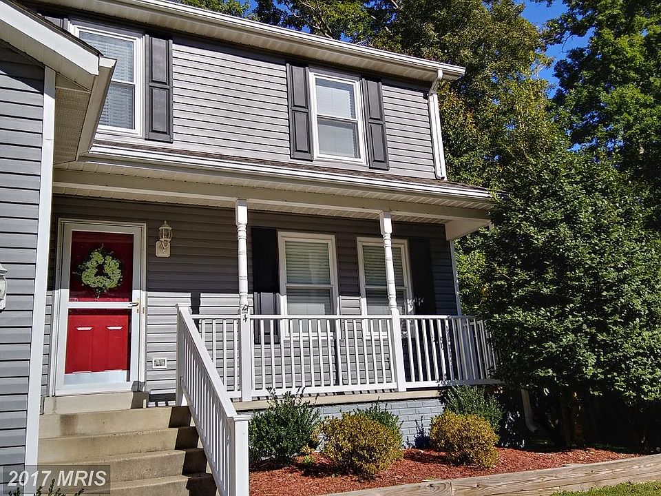1st image of 4 Glendale Dr