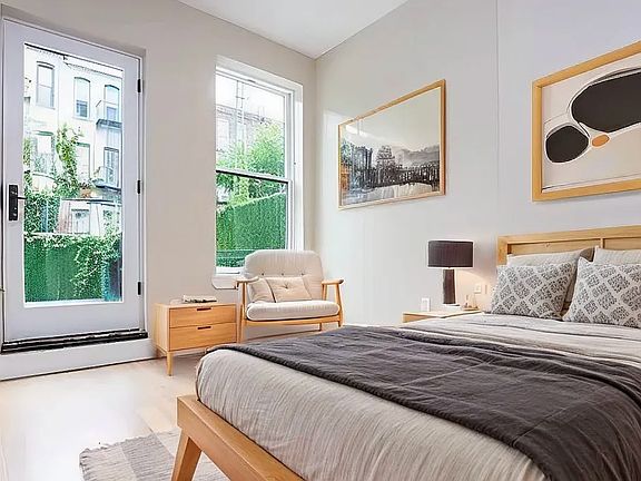 5th image of 336 Bleecker St APT 1B