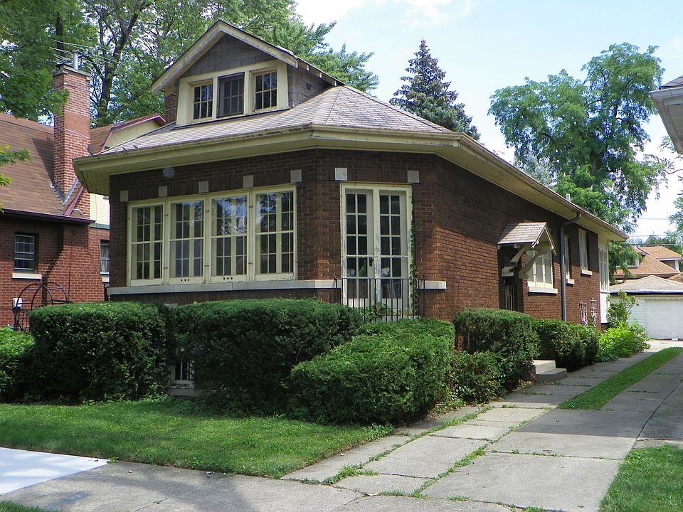 1st image of 9621 S Hoyne Ave