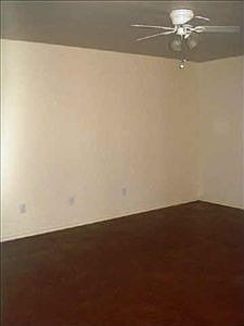 3rd image of 706 N Stockton St