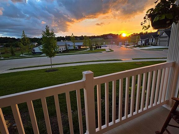 4th image of 1756 Martingale Ln