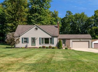 1244 Meadow Ln, Poland, OH
