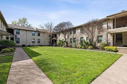 Devonshire Apartments Photo 1