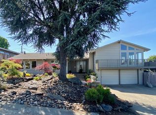 931 Regent Dr, Los Altos, CA 94024