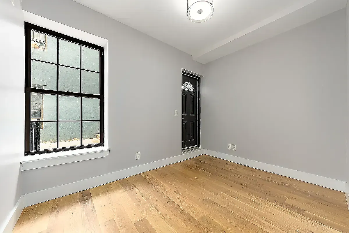 137 21st Street — Photo 4