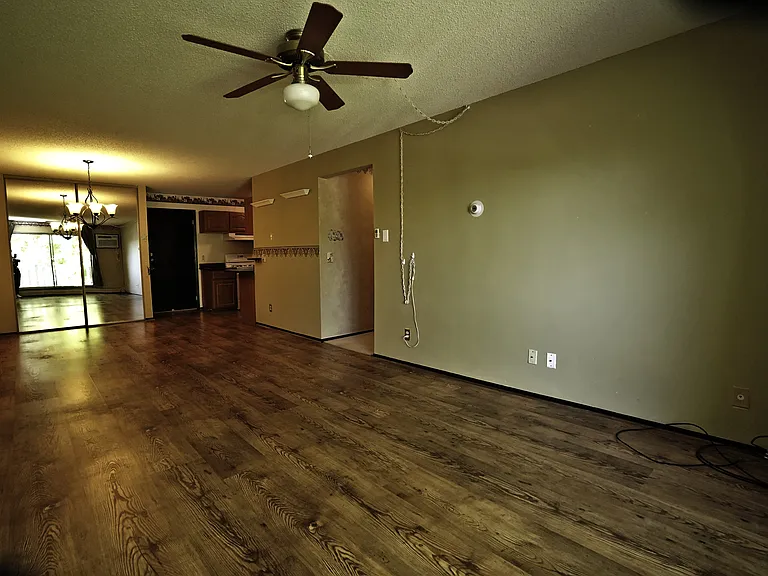 1601 N Innsbruck Dr #319 — Photo 10