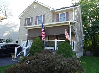 42 Maple St, Beacon, NY 12508