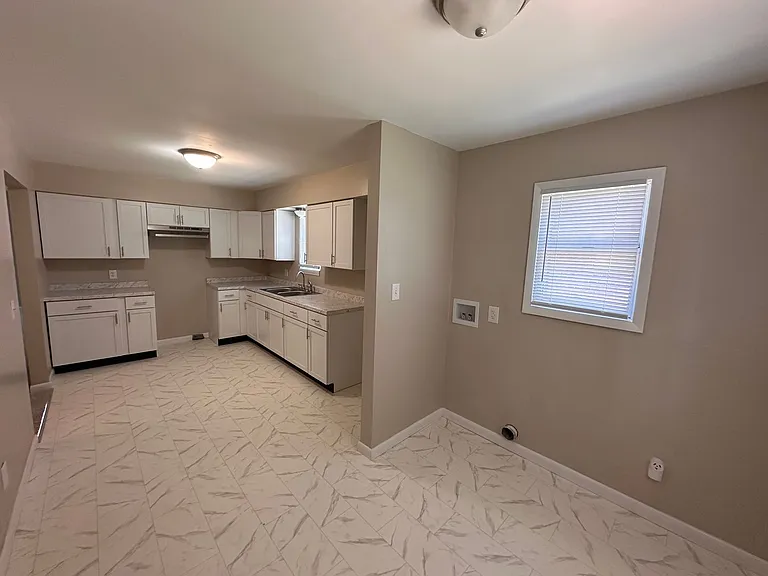 3919 N Audubon Rd — Photo 11