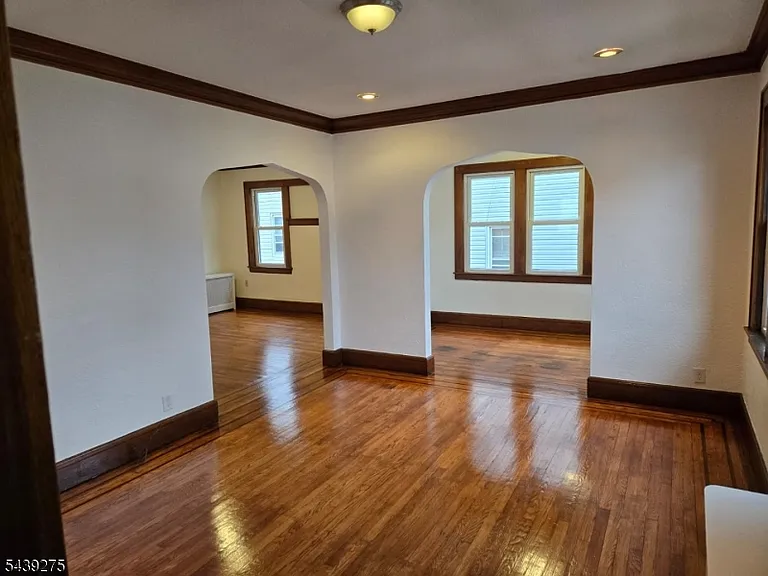 27 Cleveland Ave — Photo 6