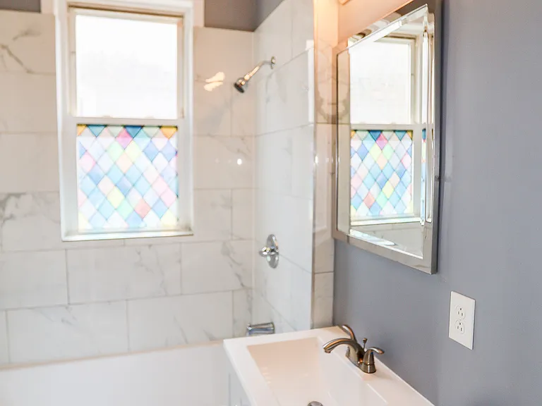 3525 W Dickens Ave #2A — Photo 8