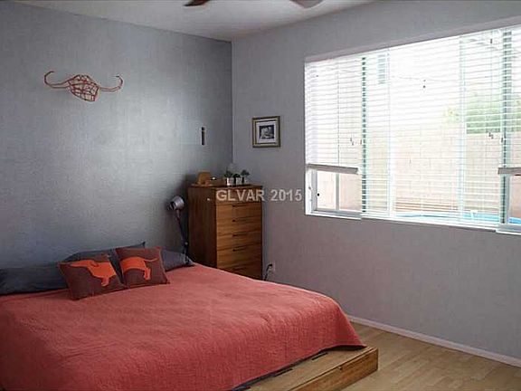 5th image of 1016 Mackenzie River Ave