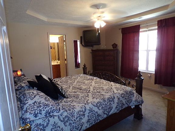 5th image of 4613 Daisy Mae Ln