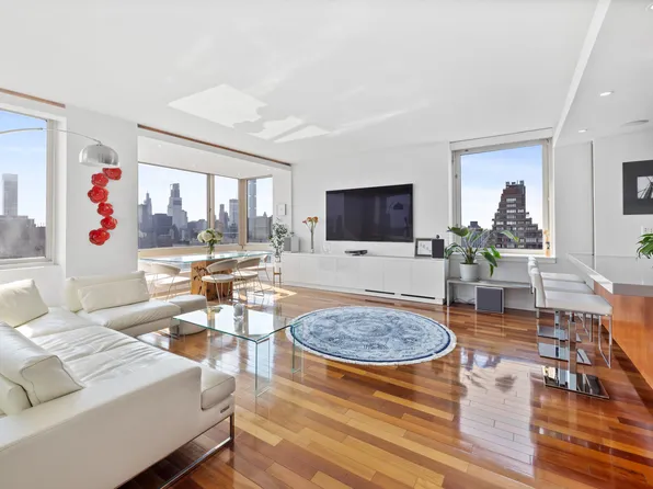 524 East 72nd Street image 1 of 27