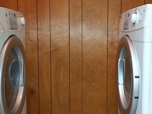 Pantry, Washer & Dryer