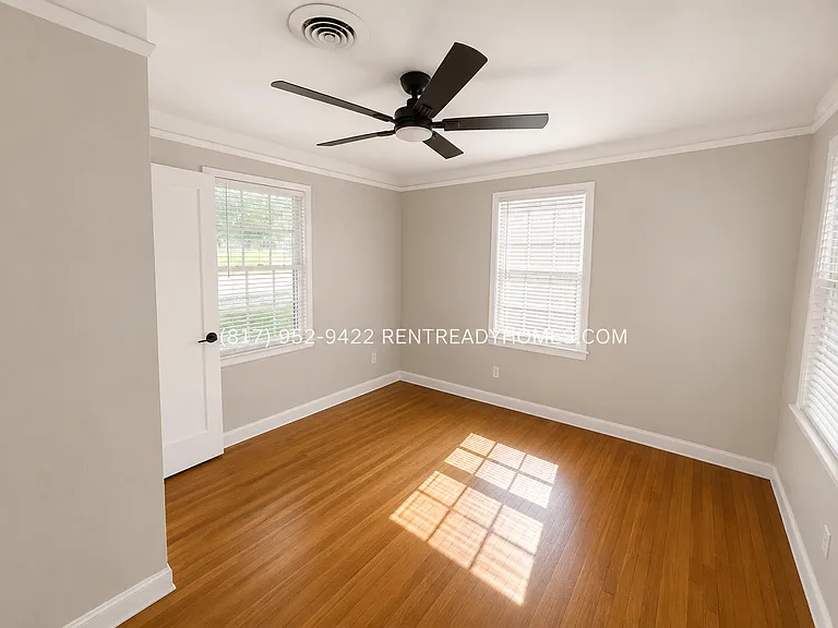 6762 Church St — Photo 3