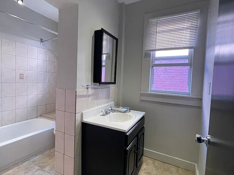 123 Sylvan Ave #2 — Photo 11