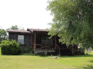 10045 Friendship Cir, Burton, TX 77835