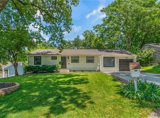 4916 W 78th Pl, Prairie Village, KS 66208