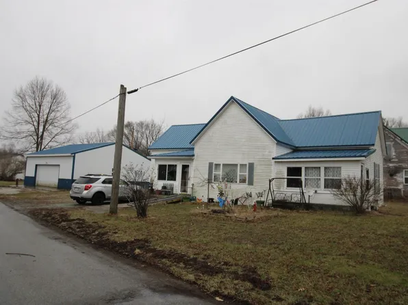 7052 N Center St, Monterey, IN 46960