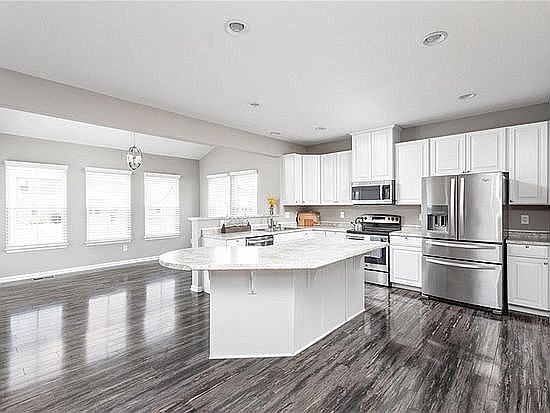 4th image of 13482 Moorcroft Dr