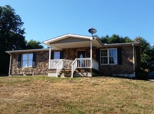 1001 Loop Rd, Lewistown, PA 17044