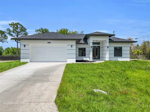 3307 E 17th St, Lehigh Acres, FL 33972