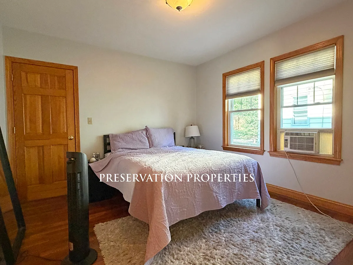 19 Milton Ave — Photo 4