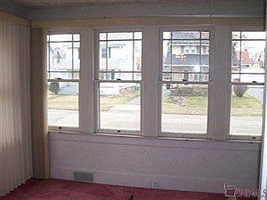 5th image of 464 Kenilworth Ave SE