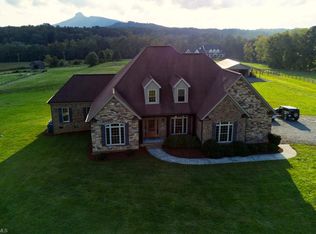 3345 Volunteer Rd, Pinnacle, NC 27043