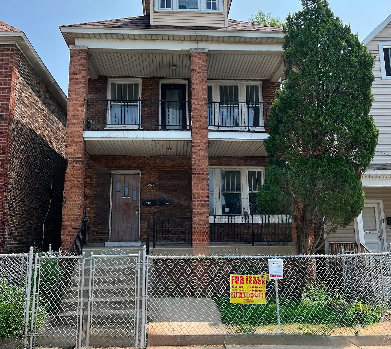 2 bed, 800 sqft, $1,050 — Photo 1