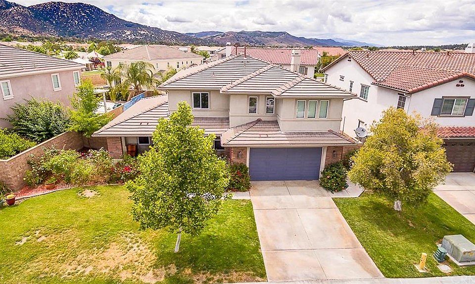 2nd image of 45547 Ponderosa Ct